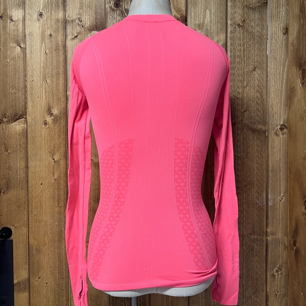 Climawear Hot Coral Pink Workout Compression Long Sleeve Shirt Thumb Holes - Picture 6 of 7